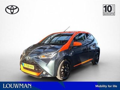 Grijs metallic Occasion 2021 Toyota Aygo Hatchback | € 14.945 (Duur)