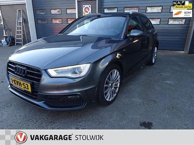 Grijs (metallic) Gebruikt 2013 Audi A3 Sportback Ambition Hatchback | € 8.495 (Eerlijke prijs)