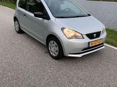 Zilver Gebruikt 2012 Seat Mii Reference Hatchback | € 3.750 (Eerlijke prijs)