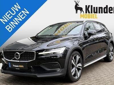Zwart Gebruikt 2022 Volvo V60 CC Stationwagen | € 33.950 (Super prijs)