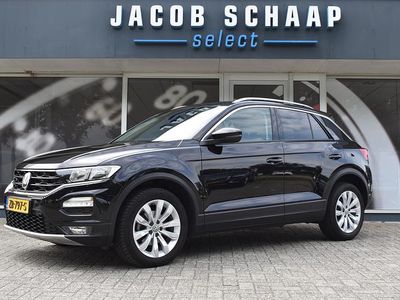 Zwart Gebruikt 2019 VW T-Roc Style SUV | € 20.900 (Eerlijke prijs)