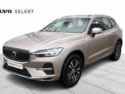 Grijs Occasion 2022 Volvo XC60 Core SUV | € 47.899 (Eerlijke prijs)
