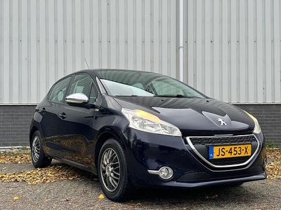 Blauw Gebruikt 2013 Peugeot 208 Hatchback | € 3.950 (Goede deal)