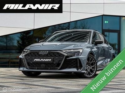 Zwart Gebruikt 2025 Audi RS3 Sportback Exclusive Hatchback | € 88.490 (Eerlijke prijs)