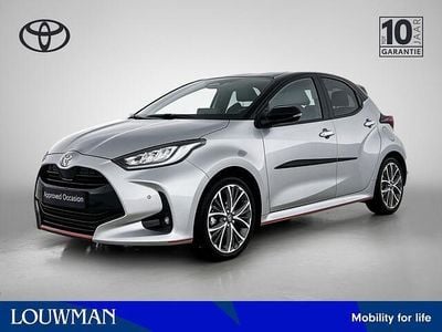 Occasion Toyota Yaris Executive 116 PK (85 kW) 2024 Grijs metallic Hatchback