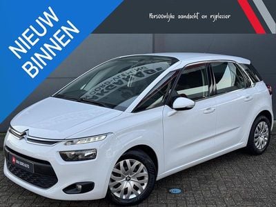 Wit Occasion 2015 Citroën C4 Picasso PureTech MPV | € 6.890 (Eerlijke prijs)
