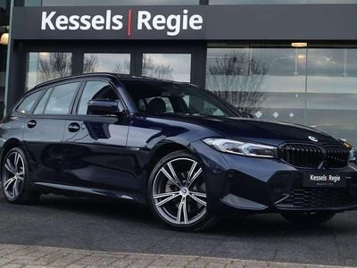 Blauw Gebruikt 2022 BMW 330e M Sport Stationwagen | € 39.950 (Eerlijke prijs)