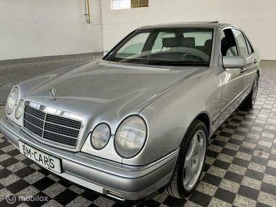 tweedehands Mercedes E230 Elegance Automaat Lpg G3