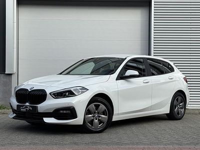 Wit Gebruikt 2021 BMW 116 Basis Hatchback | € 16.800 (Eerlijke prijs)