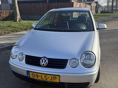 Occasion 2003 VW Polo Highline Hatchback | € 2.550 (Duur)