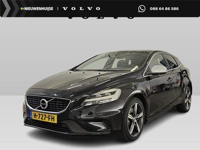 Zwart Occasion 2020 Volvo V40 Hatchback | € 19.894 (Iets duurder)