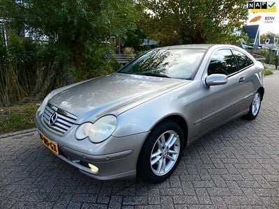 Mercedes C180