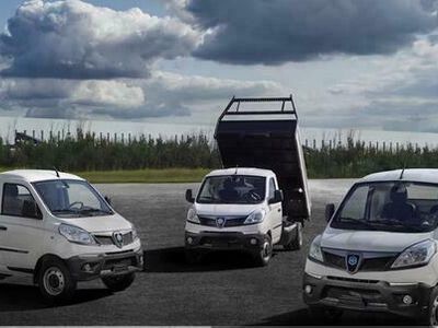 Wit Gebruikt 2022 Piaggio Porter Van | € 24.732