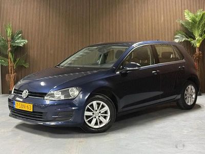 Blauw Gebruikt 2013 VW Golf VII Comfortline Hatchback | € 8.250 (Eerlijke prijs)