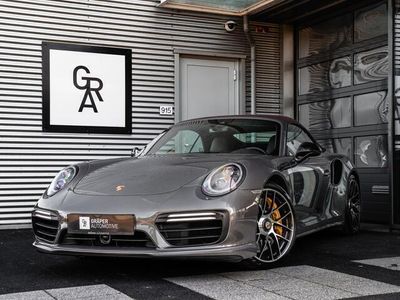Porsche 911 Turbo S Cabriolet