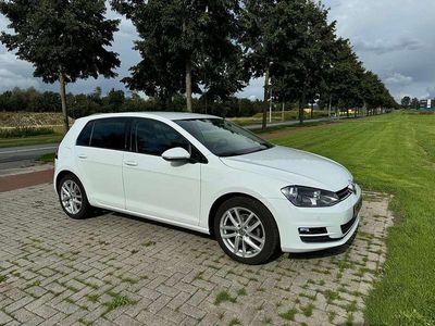 Wit Gebruikt 2014 VW Golf VII Edition Hatchback | € 9.000 (Eerlijke prijs)