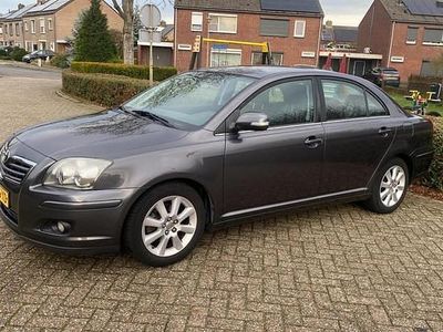 Grijs Gebruikt 2007 Toyota Avensis Luna Sedan | € 3.500 (Eerlijke prijs)