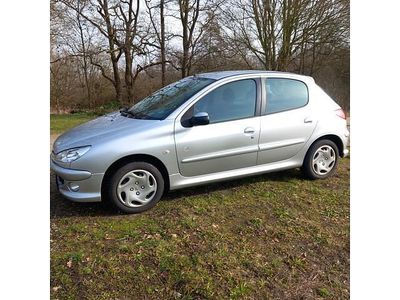 Occasion Peugeot 206 75 PK (55 kW) 2008 Grijs (metallic) Hatchback