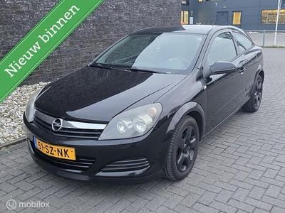 Zwart Occasion 2006 Opel Astra GTC Edition Hatchback | € 1.750 (Duur)