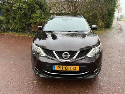 Paars Gebruikt 2017 Nissan Qashqai Tekna SUV | € 13.995 (Eerlijke prijs)