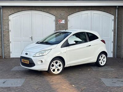 Wit Gebruikt 2011 Ford Ka Limited Hatchback | € 3.499 (Eerlijke prijs)