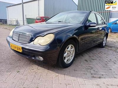 Mercedes C180
