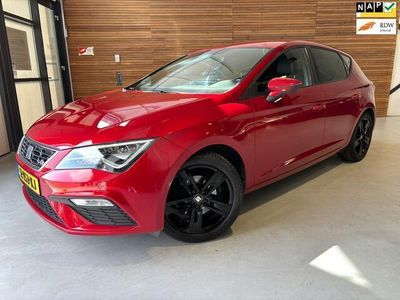 tweedehands Seat Leon ST 1.5 TSI FR Business Intense | Full LED | Virtual | Climatronic | PDC | Apple Carplay | Front assi |