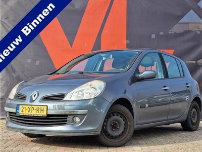 tweedehands Renault Clio 1.6-16V Dynamique S | Nieuw Binnen | Radio CD | Gl