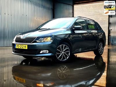 Grijs Gebruikt 2018 Skoda Fabia Drive Stationwagen | € 10.440 (Goede deal)