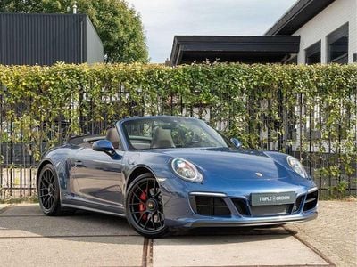 Porsche 911 Carrera 4 GTS