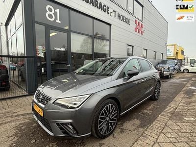 Grijs Occasion 2018 Seat Ibiza Business Hatchback | € 14.750 (Eerlijke prijs)