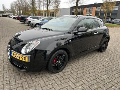 Zwart (metallic) Gebruikt 2014 Alfa Romeo MiTo Hatchback | € 6.995 (Eerlijke prijs)