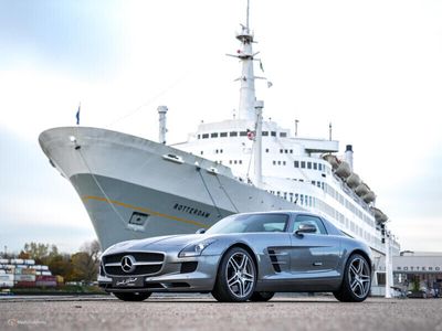 Mercedes SLS AMG