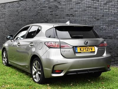 Lexus CT200h