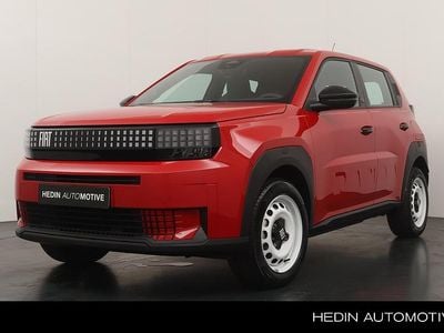 Rood Nieuw 2025 Fiat Grande Panda Red Hatchback | € 26.039 (Eerlijke prijs)