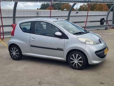 Zilver Gebruikt 2007 Peugeot 107 Hatchback | € 1.150 (Eerlijke prijs)