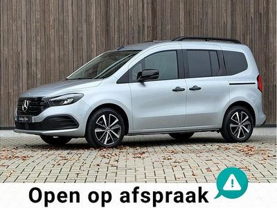 Grijs Gebruikt 2023 Mercedes EQT200 Advanced Plus MPV | € 21.900
