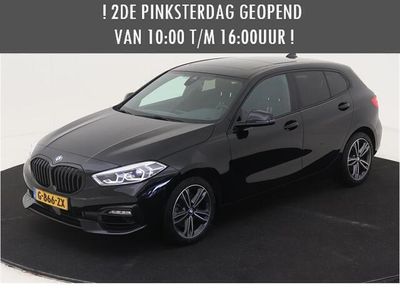 tweedehands BMW 118 1-SERIE i Executive Edition NL AUTO | PANO | SPORTSTOELEN | CAMERA | 2de PINSTERDAG GEOPEND VAN 10:00 T/M 16:00 UUR