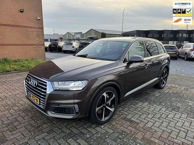 Bruin (metallic) Gebruikt 2016 Audi Q7 S-Line SUV | € 25.950 (Eerlijke prijs)