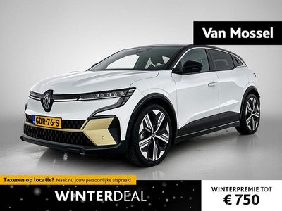 Wit Occasion 2025 Renault Megane E-Tech Iconic Hatchback | € 38.430 (Duur)