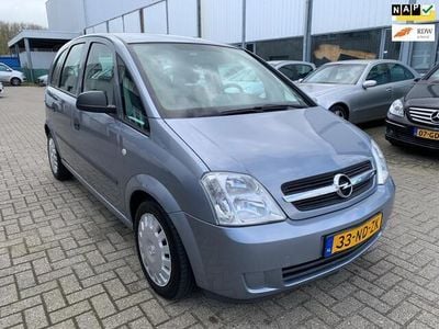 Grijs Occasion 2003 Opel Meriva Essentia MPV | € 1.250 (Eerlijke prijs)