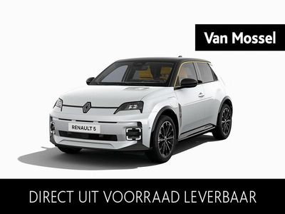 Wit Nieuw 2025 Renault 5 E-Tech Komfort Hatchback | € 35.690 (Eerlijke prijs)