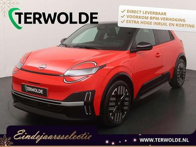 Rood Nieuw 2025 Nissan Micra Advance Hatchback | € 34.537 (Iets duurder)