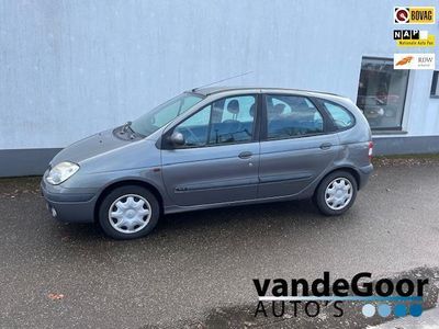 tweedehands Renault Scénic 1.6-16V RXE, '00, automaat, 162000 km, met apk tot jan.'25 !