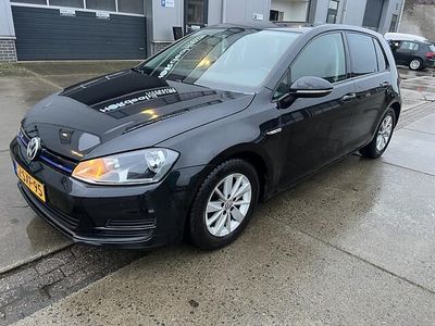 Zwart Gebruikt 2013 VW Golf VII Comfortline Hatchback | € 7.250 (Eerlijke prijs)