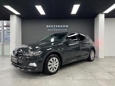 Grijs (metallic) Gebruikt 2019 VW Polo Hatchback | € 11.950 (Goede deal)