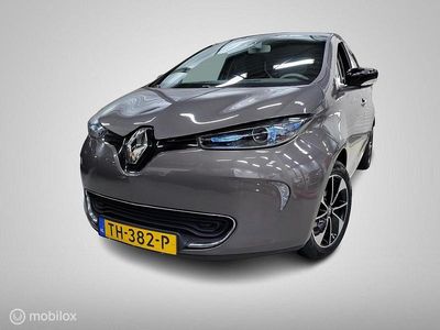 Grijs Occasion 2017 Renault Zoe Intens Hatchback | € 7.850 (Duur)