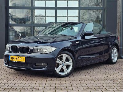 Blauw (metallic) Occasion 2010 BMW 118 Cabriolet Executive Cabriolet | € 9.950 (Eerlijke prijs)