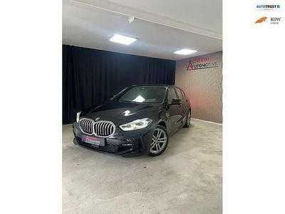 Occasion BMW 118 Executive 140 PK (102 kW) 2019 Zwart Hatchback