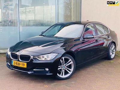 tweedehands BMW 320 320 i High Executive Navi Automaat